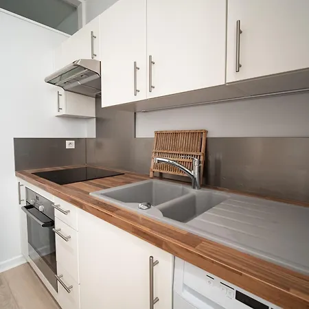 Apartment A Vos Pieds, Moderne Et Lumineux *